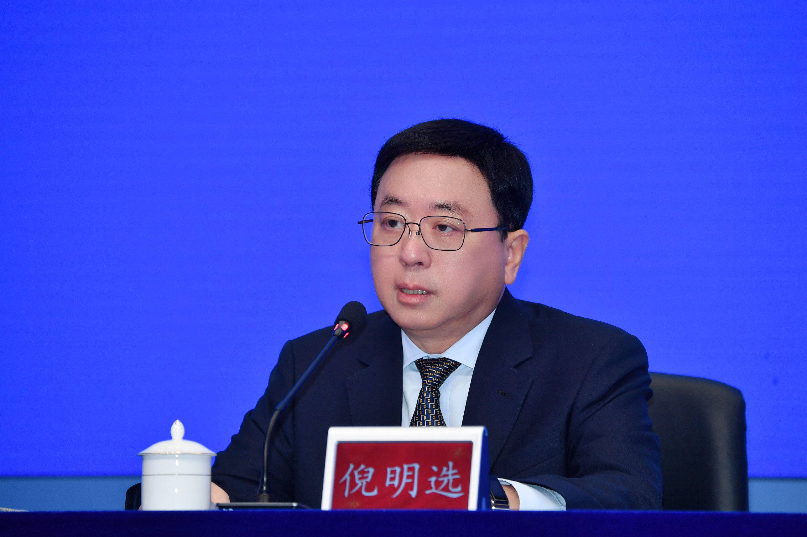 HKUST(GZ) President Prof. Lionel NI says HKUST(GZ) received over 3,000 applications this year.