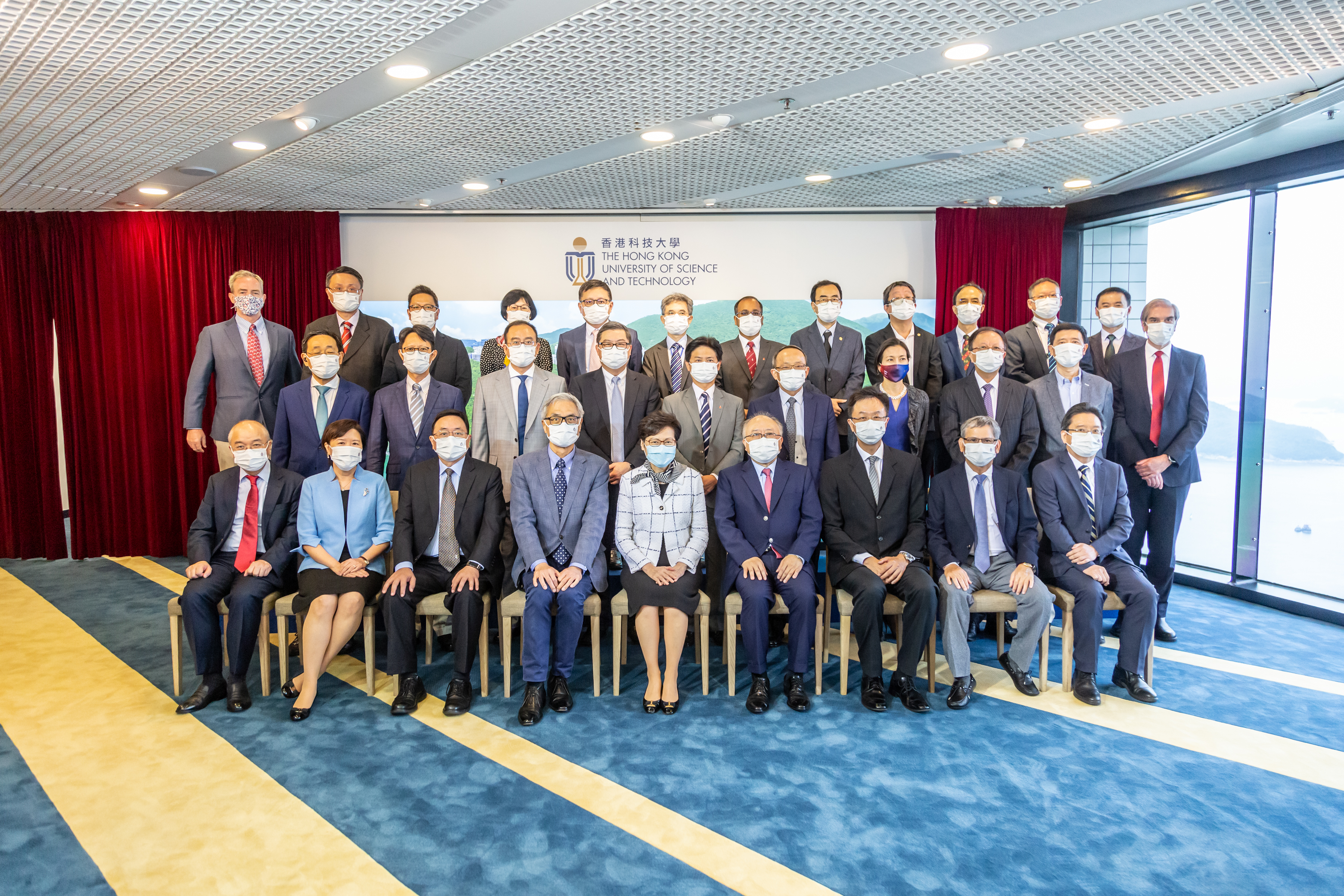 行政長官林鄭月娥女士於2021年8月6日到訪科大，了解大學最新的科研及創新工作與成果。