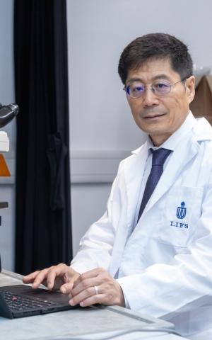 Prof. Guojun BU